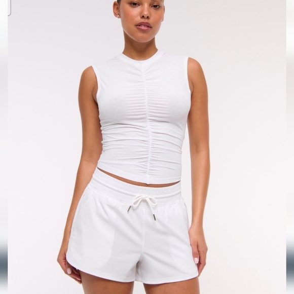 ABERCROMBIE YPB motionTEK High Rise Lined Workout Short.White. Size XS - Picture 4 of 13